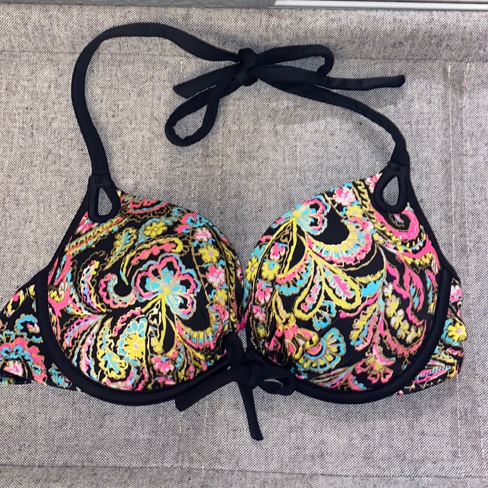 VS ‘Gorgeous’ Swim Top